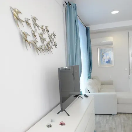 El Angel By Ntinos *