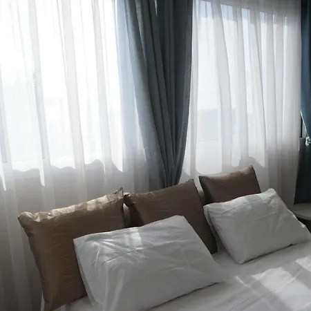 El Angel By Ntinos * Kremastí