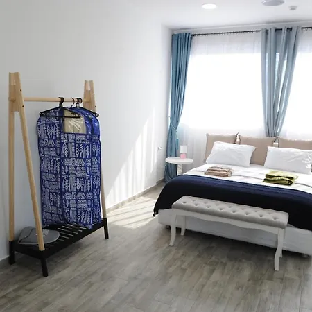 El Angel By Ntinos Kremastí