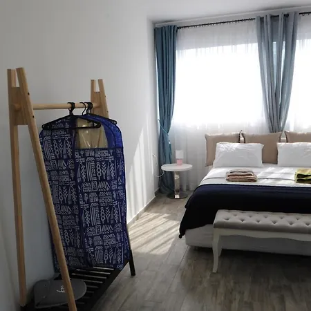Apartment El Angel By Ntinos *