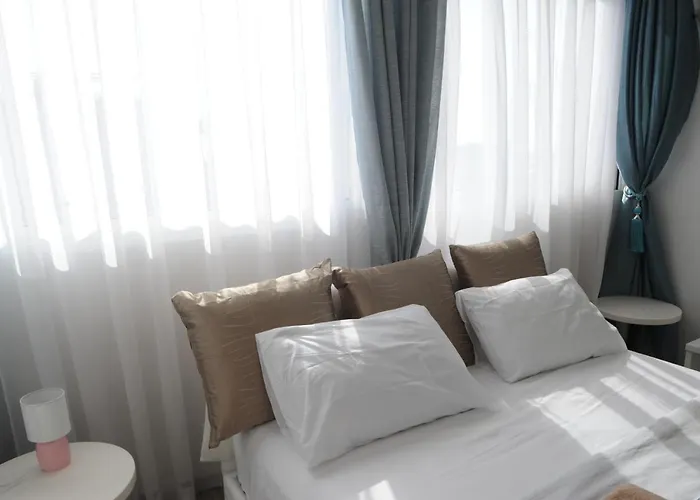 El Angel By Ntinos Кремасти